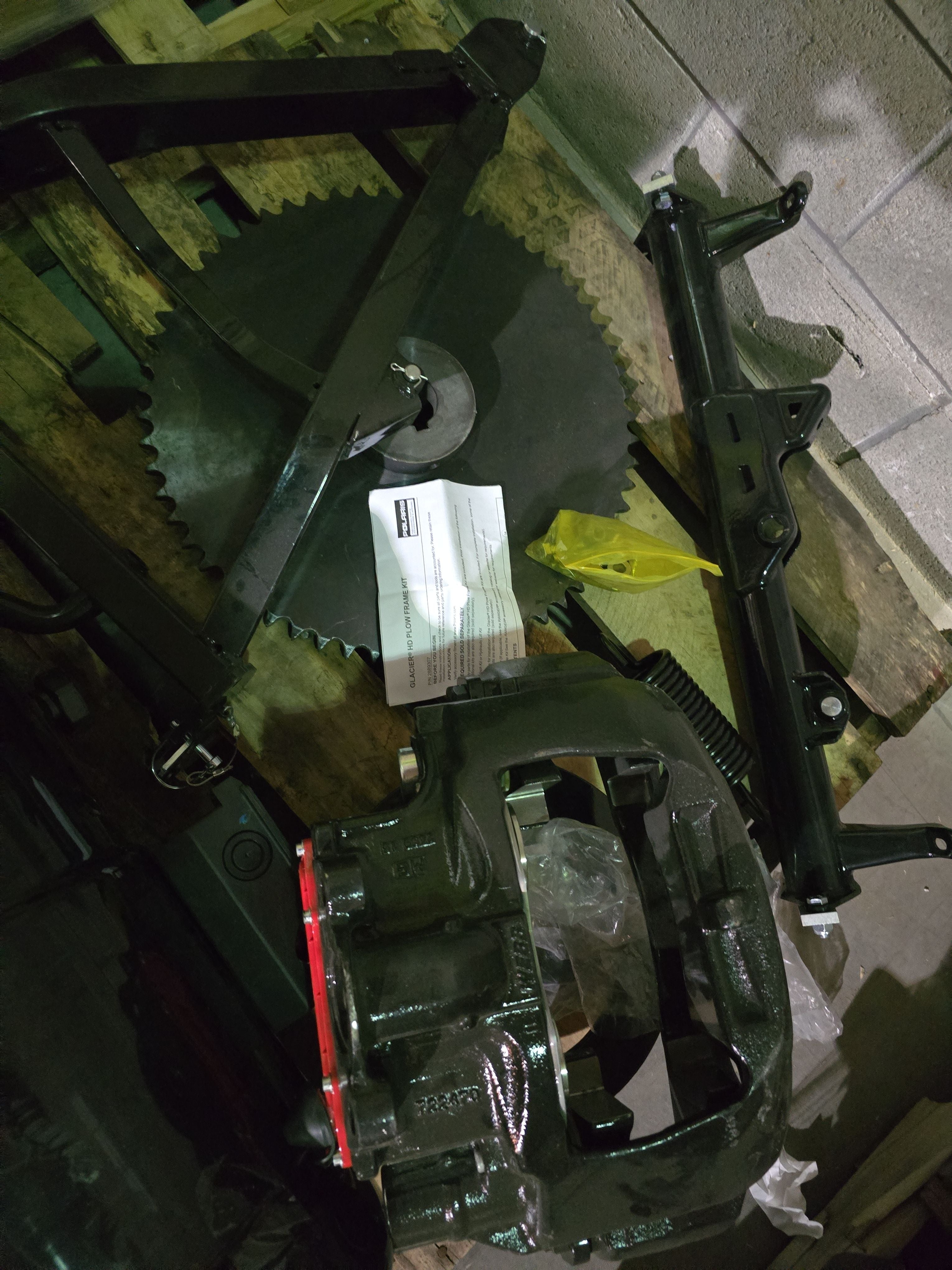 OUTDOOR TOOLS POLARIS GLACIER HD PLOW - LOT-920-13-1