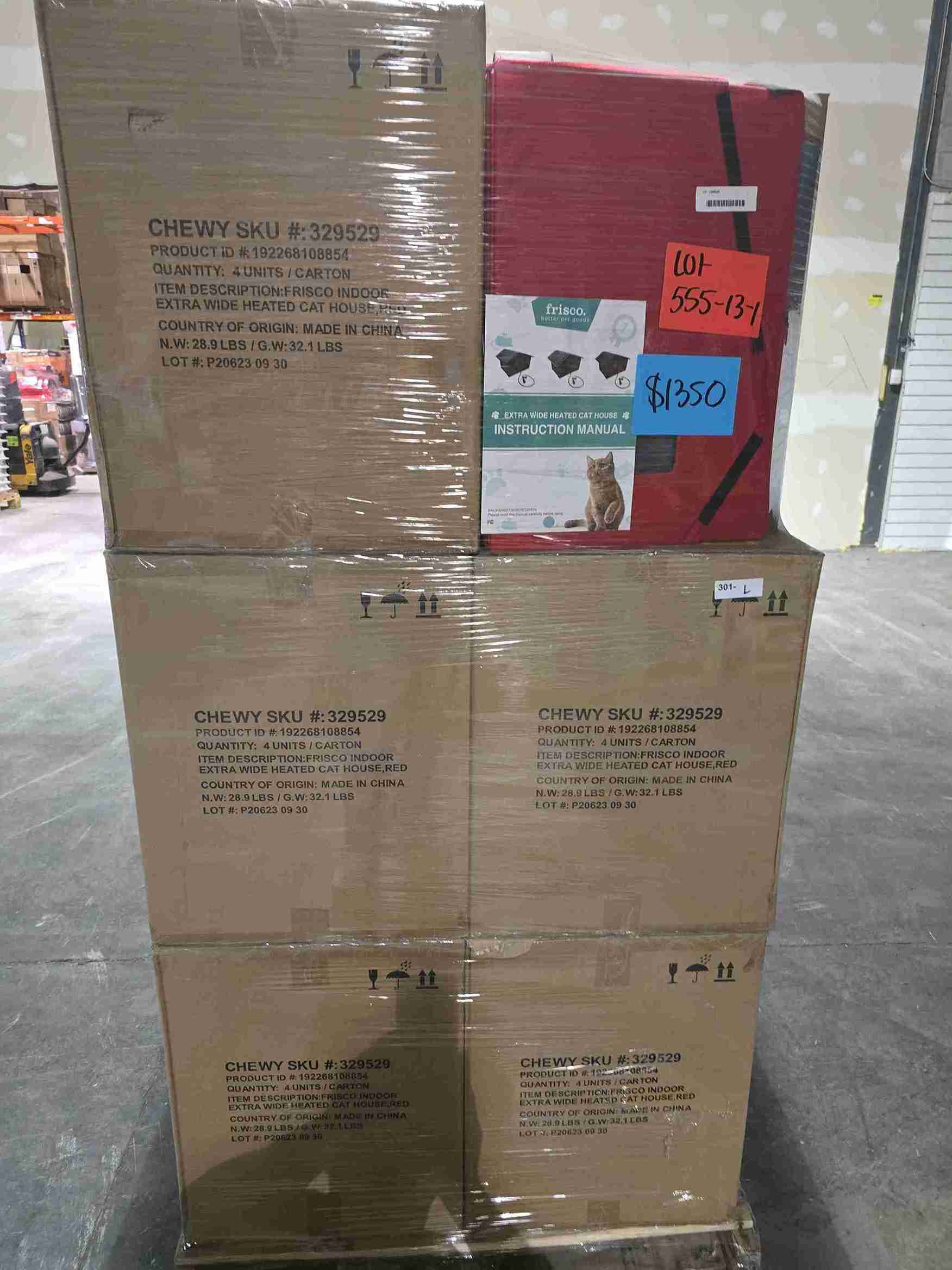 PET HEATED CAT HOUSES - LOT-555-13-1