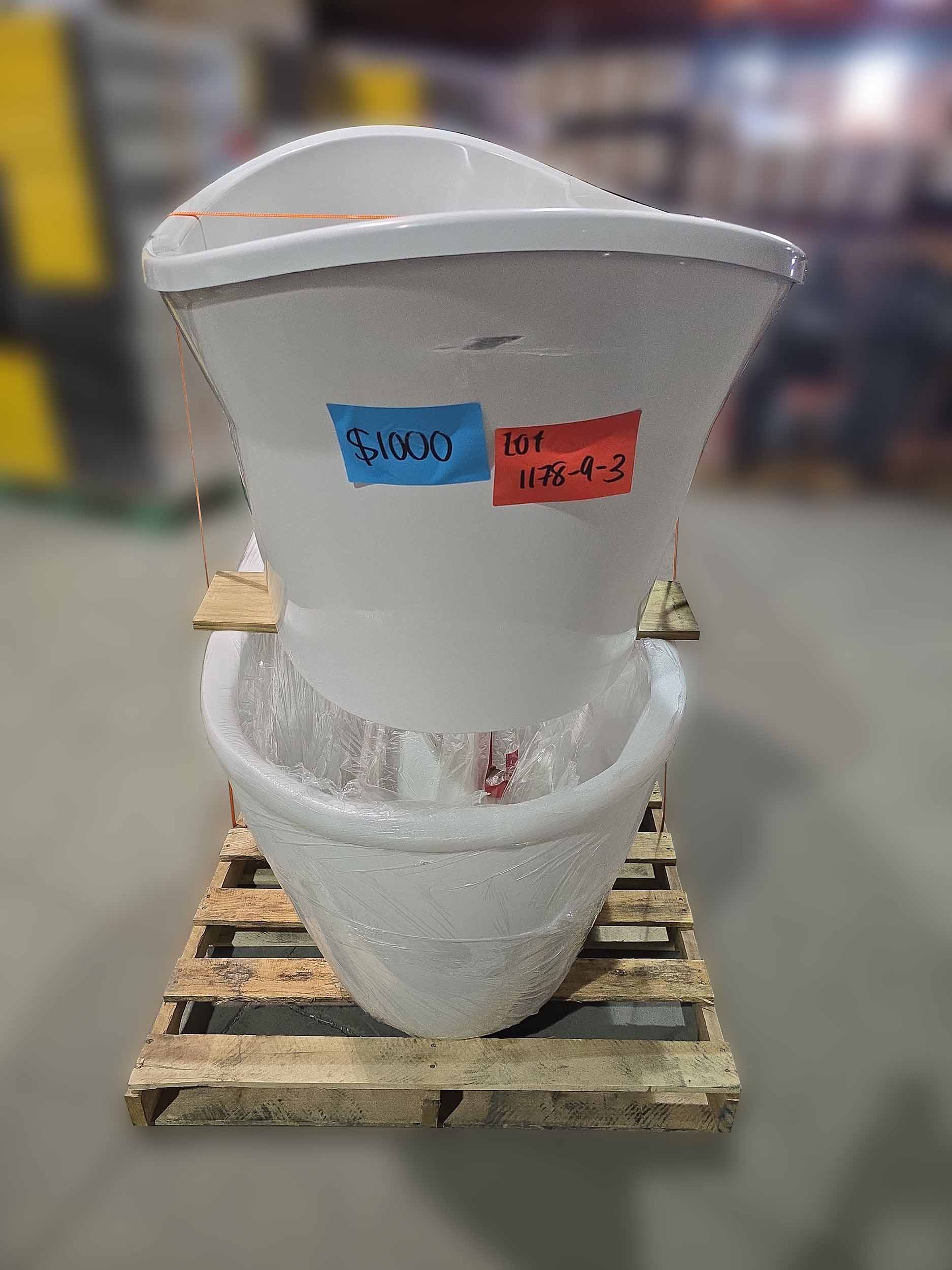 BATHTUBS FREESTANDING - LOT-1178-9-3