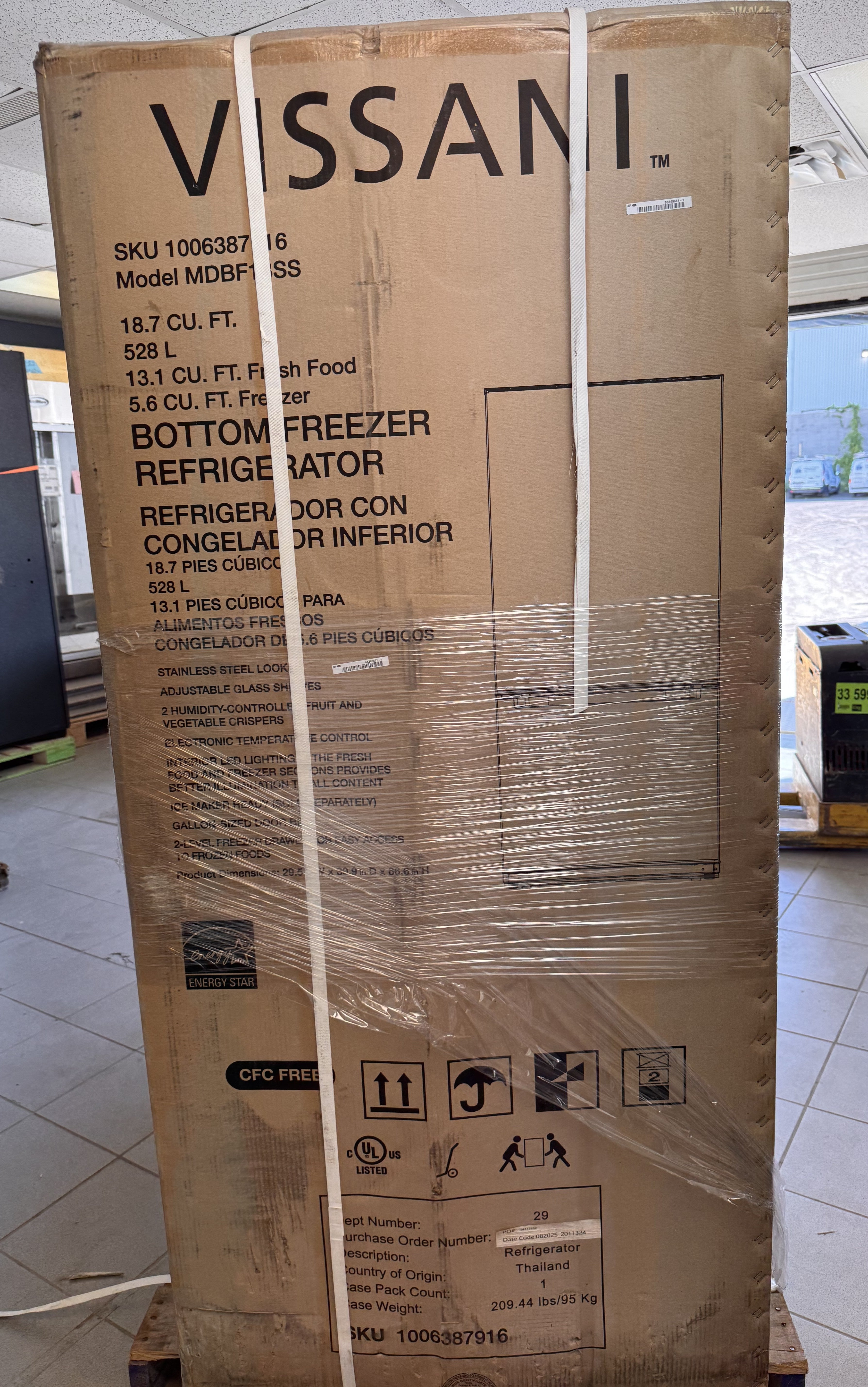 APPLIANCES REFRIGERATORS - LOT-1008-37-3