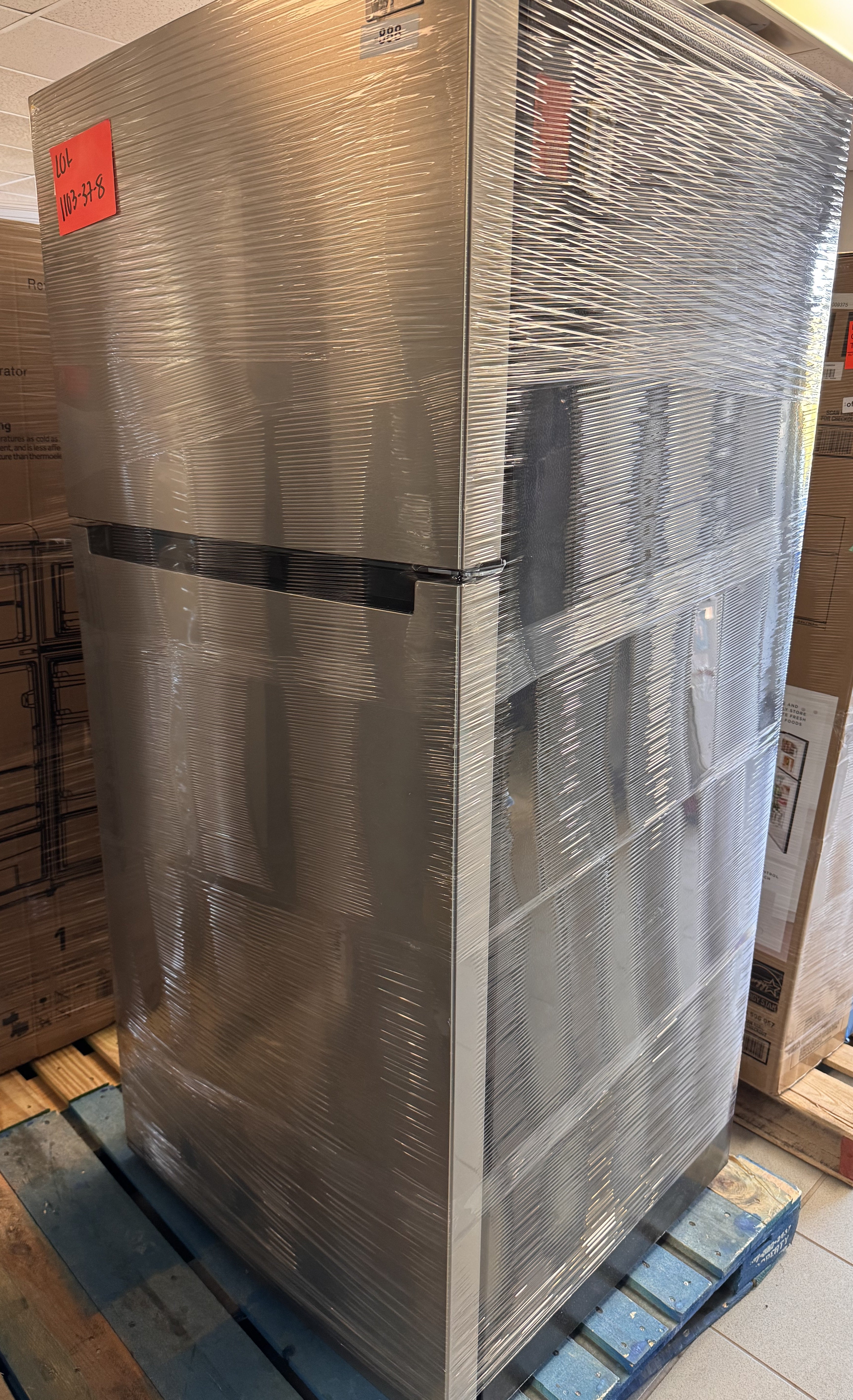 APPLIANCES REFRIGERATORS - LOT-1103-37-8