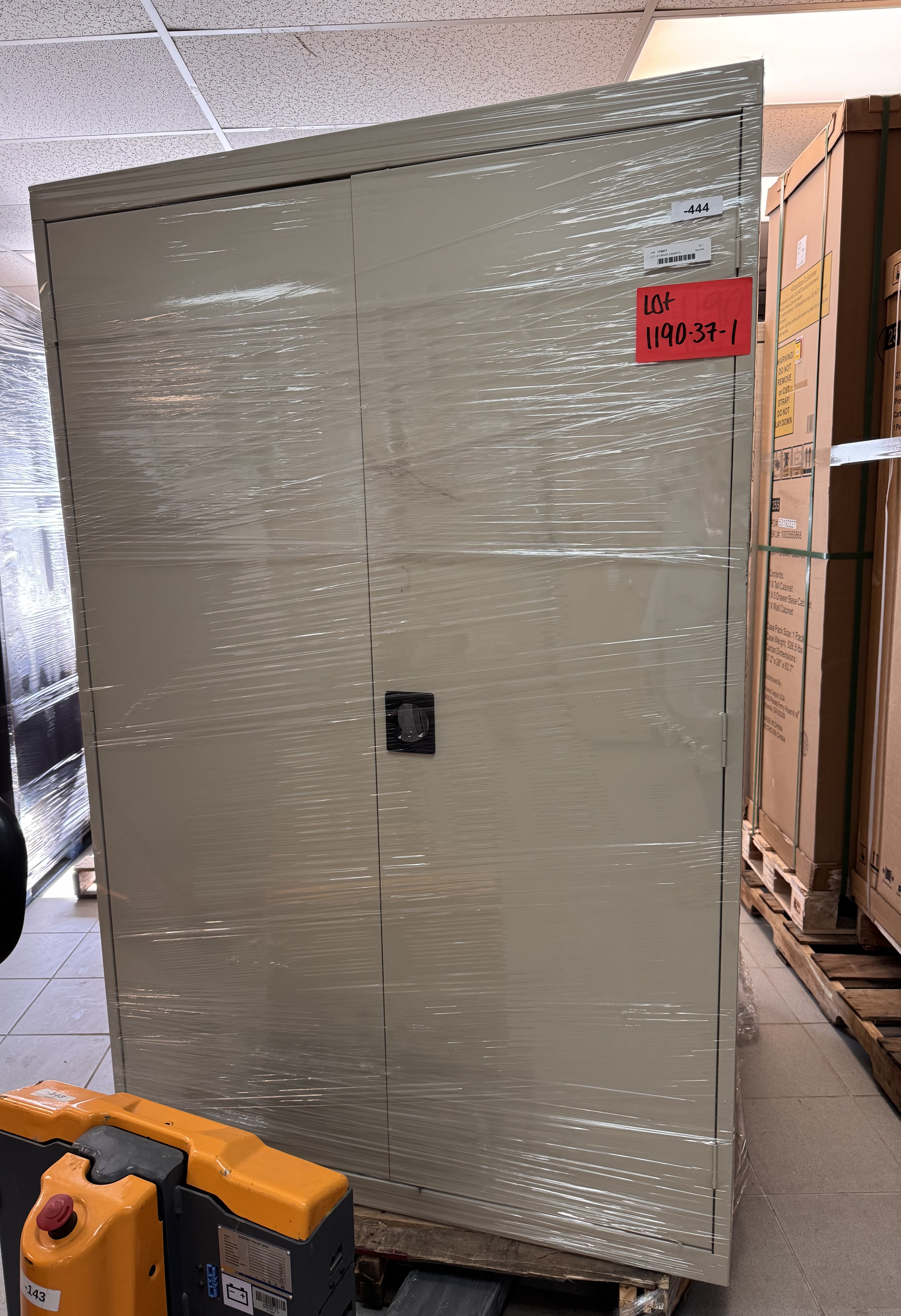 STORAGE CABINETS - LOT-1190-37-1