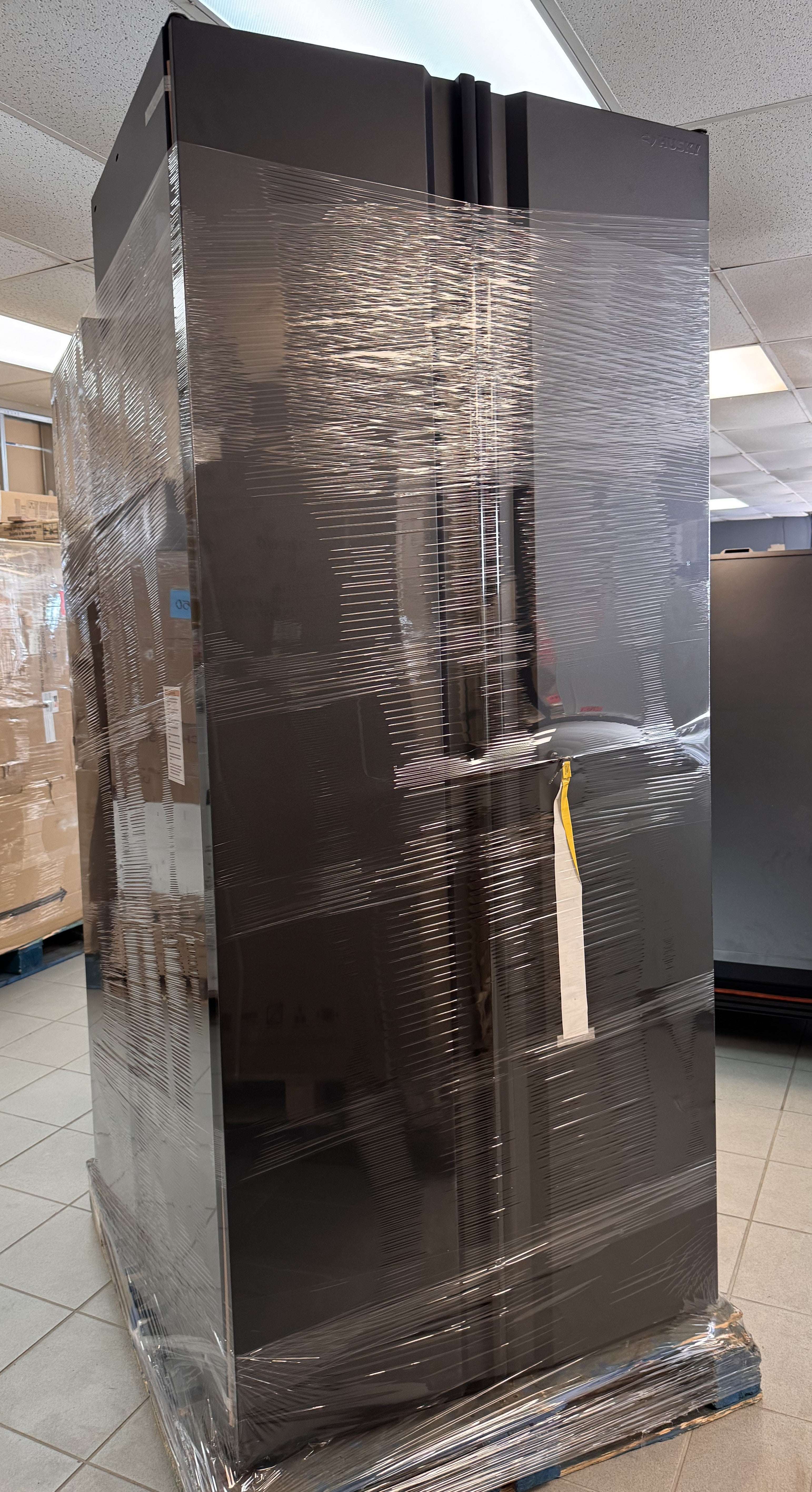 STORAGE CABINETS - LOT-1190-37-3