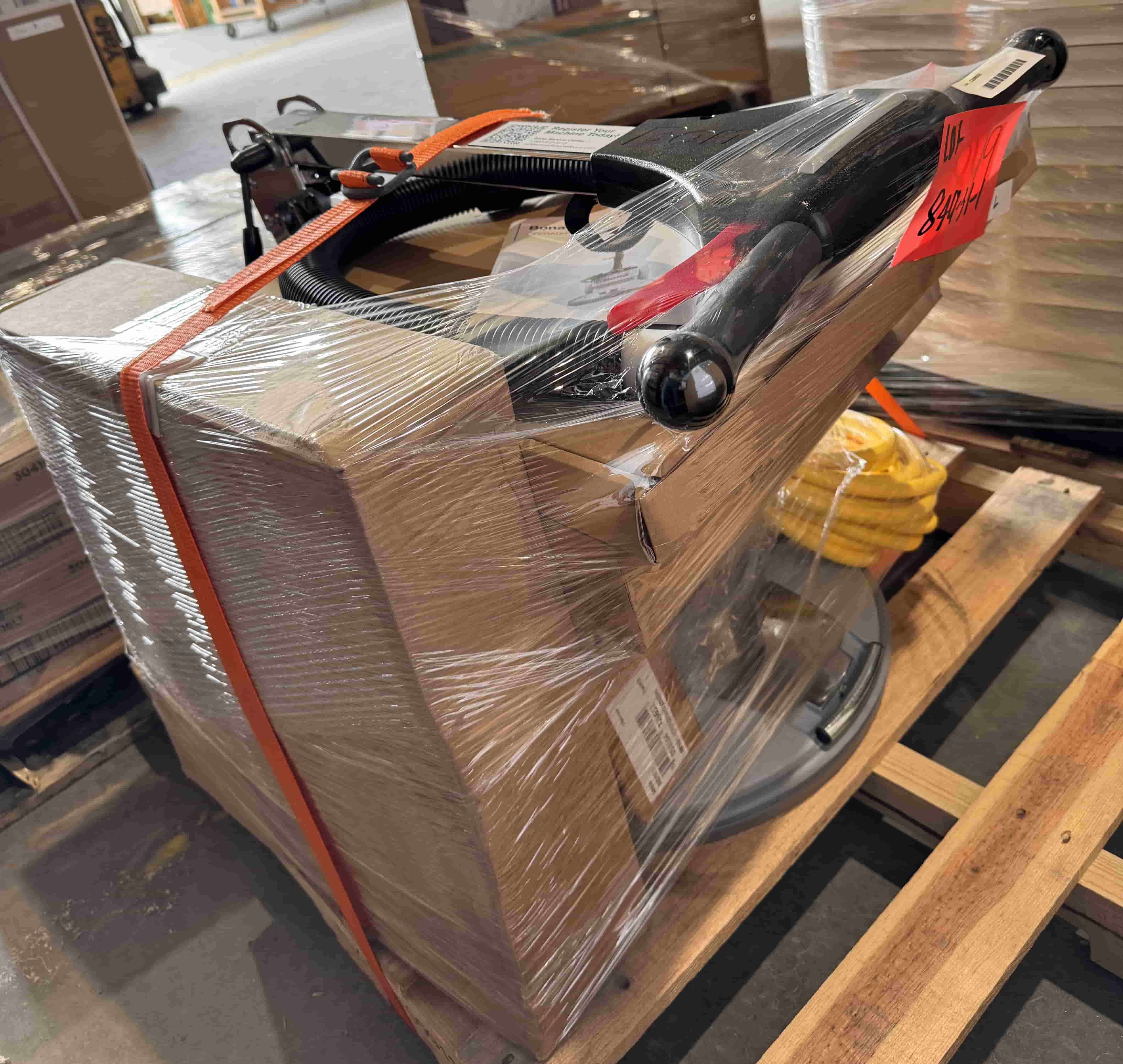 CLEANING BONA FLOOR MACHINE - LOT-849-31-1