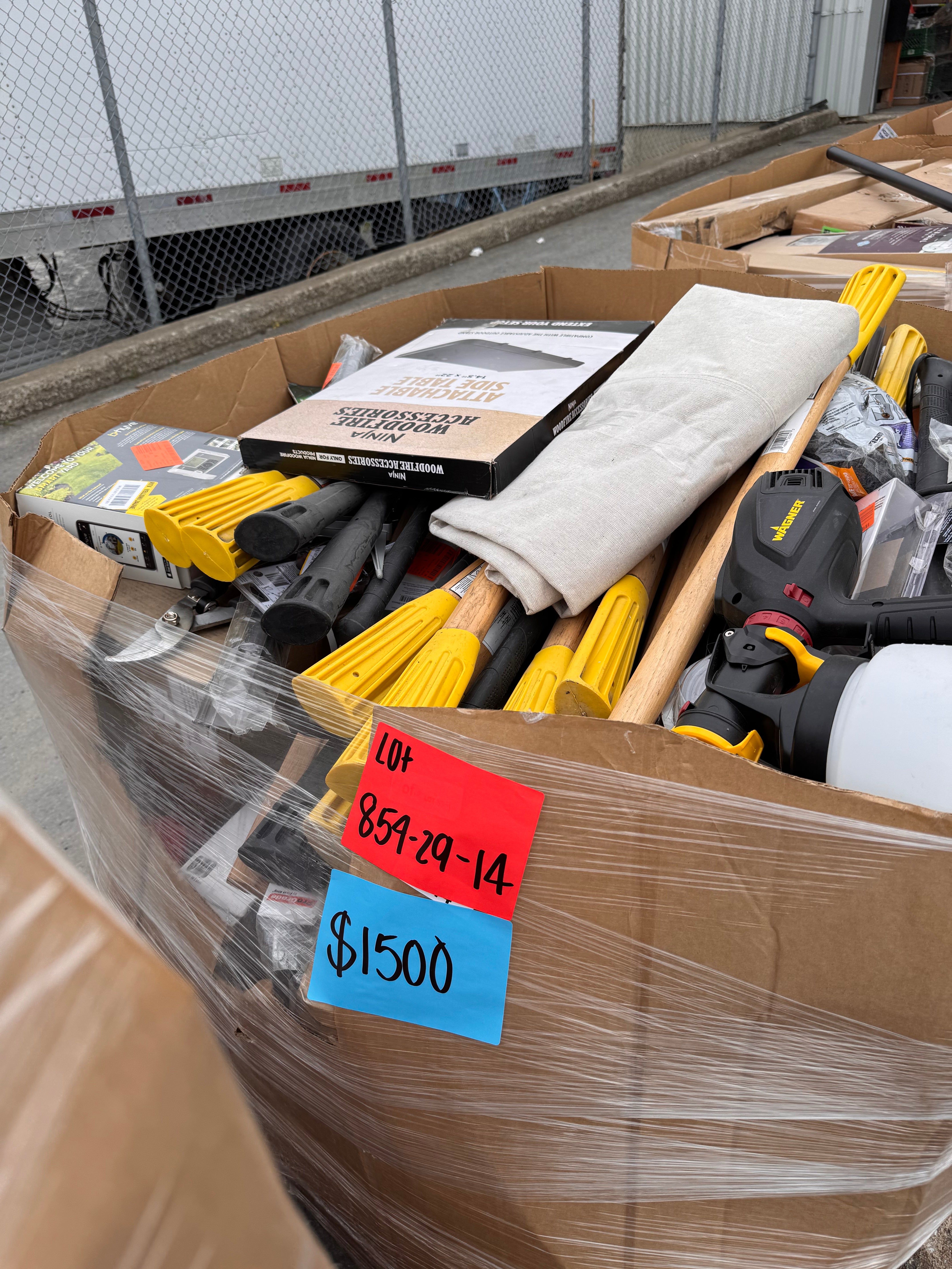 HOME IMPROVEMENT - LOT-854-29-14