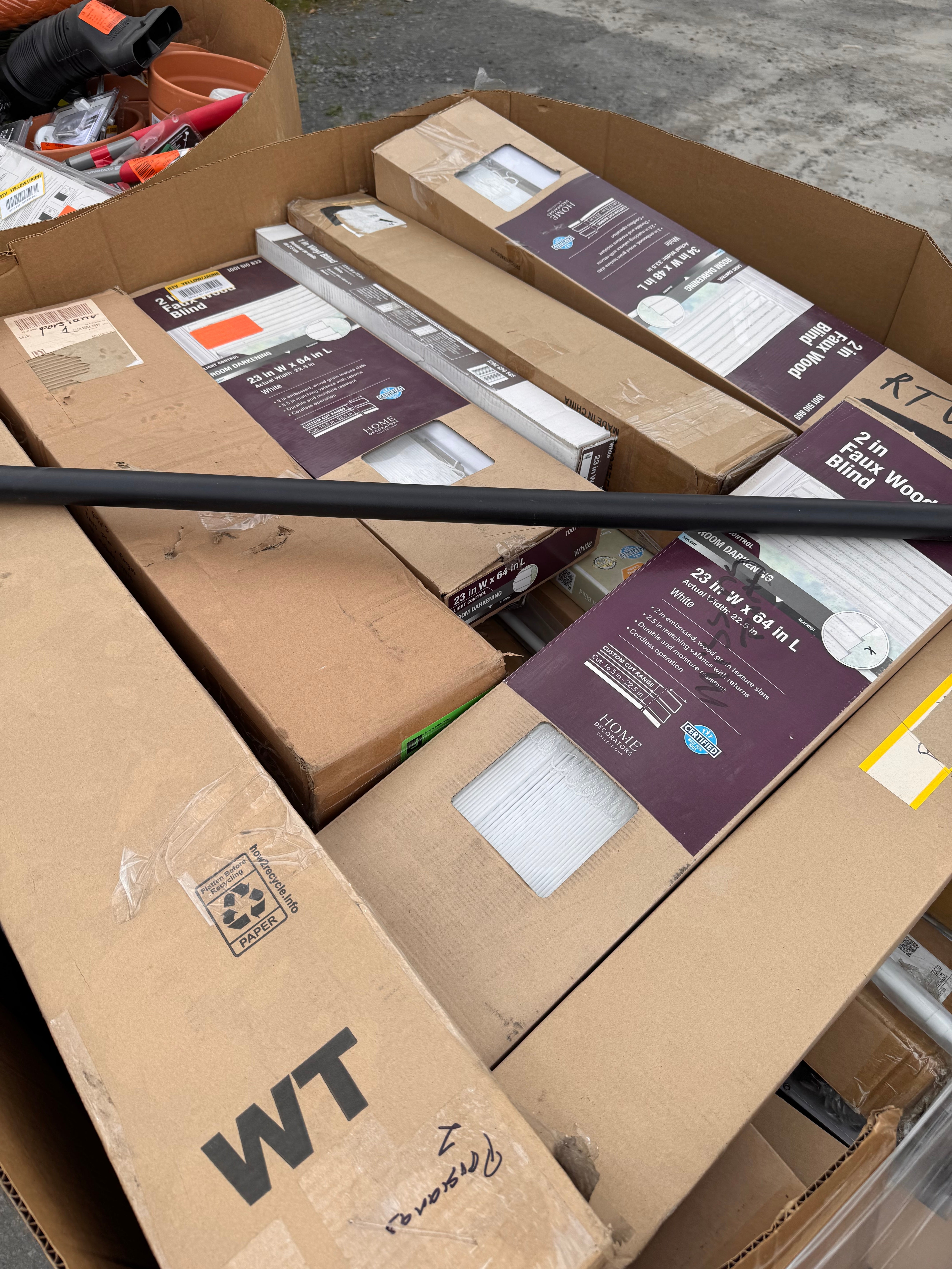 HOME IMPROVEMENT - LOT-854-29-6