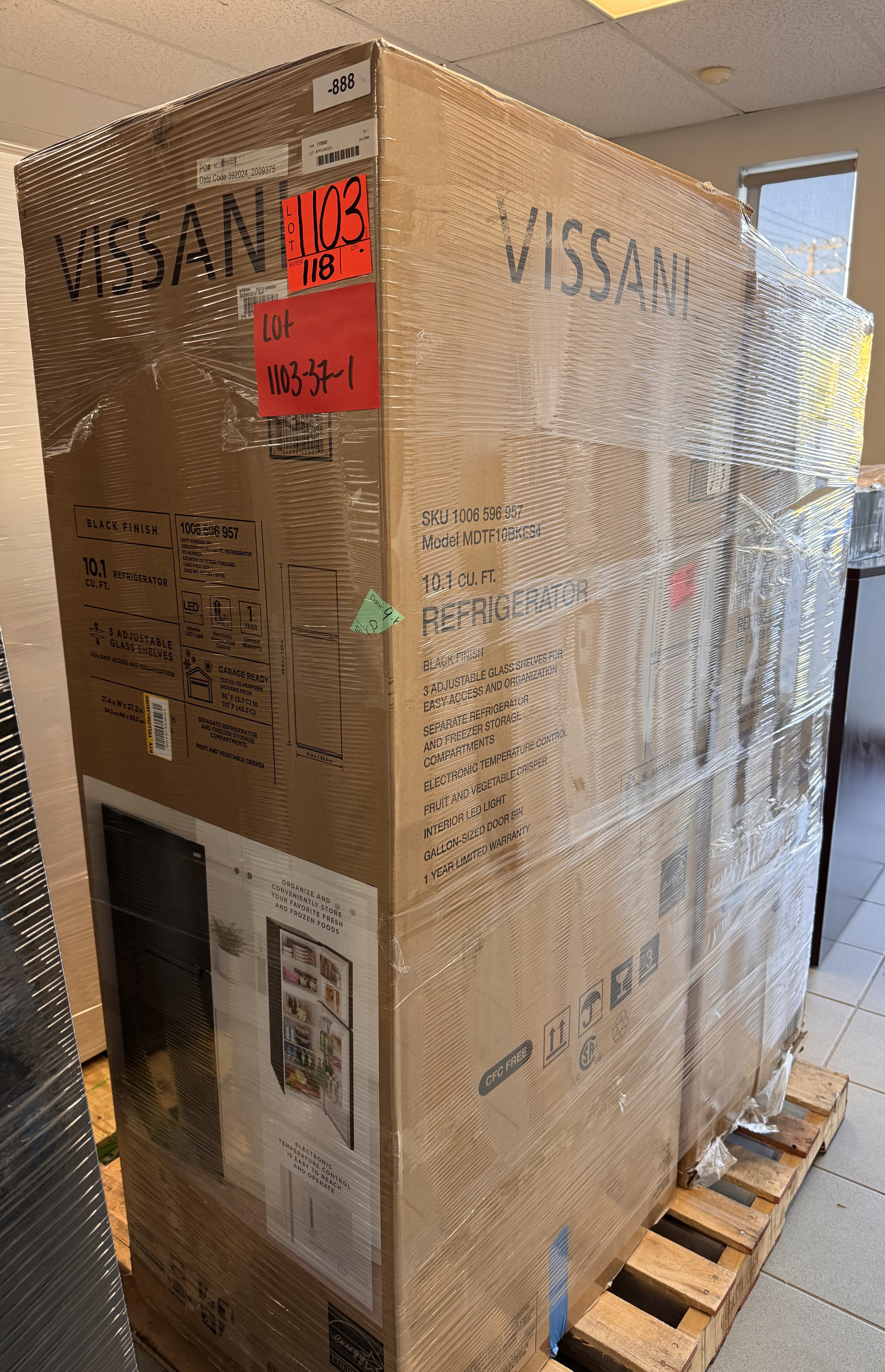 APPLIANCES REFRIGERATORS - LOT-1103-37-1