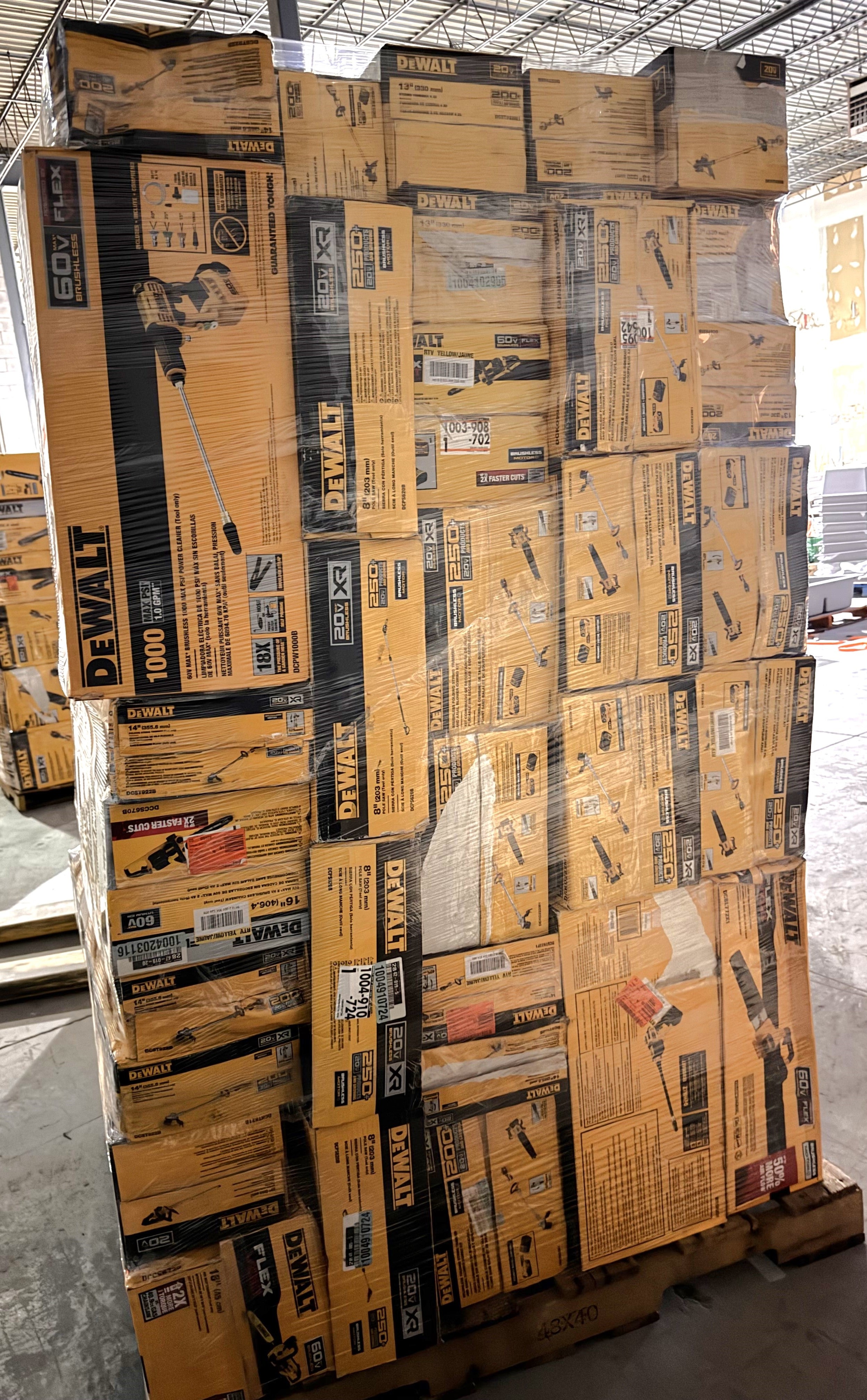 DEWALT OUTDOOR TOOLS - LOT-43-27-1