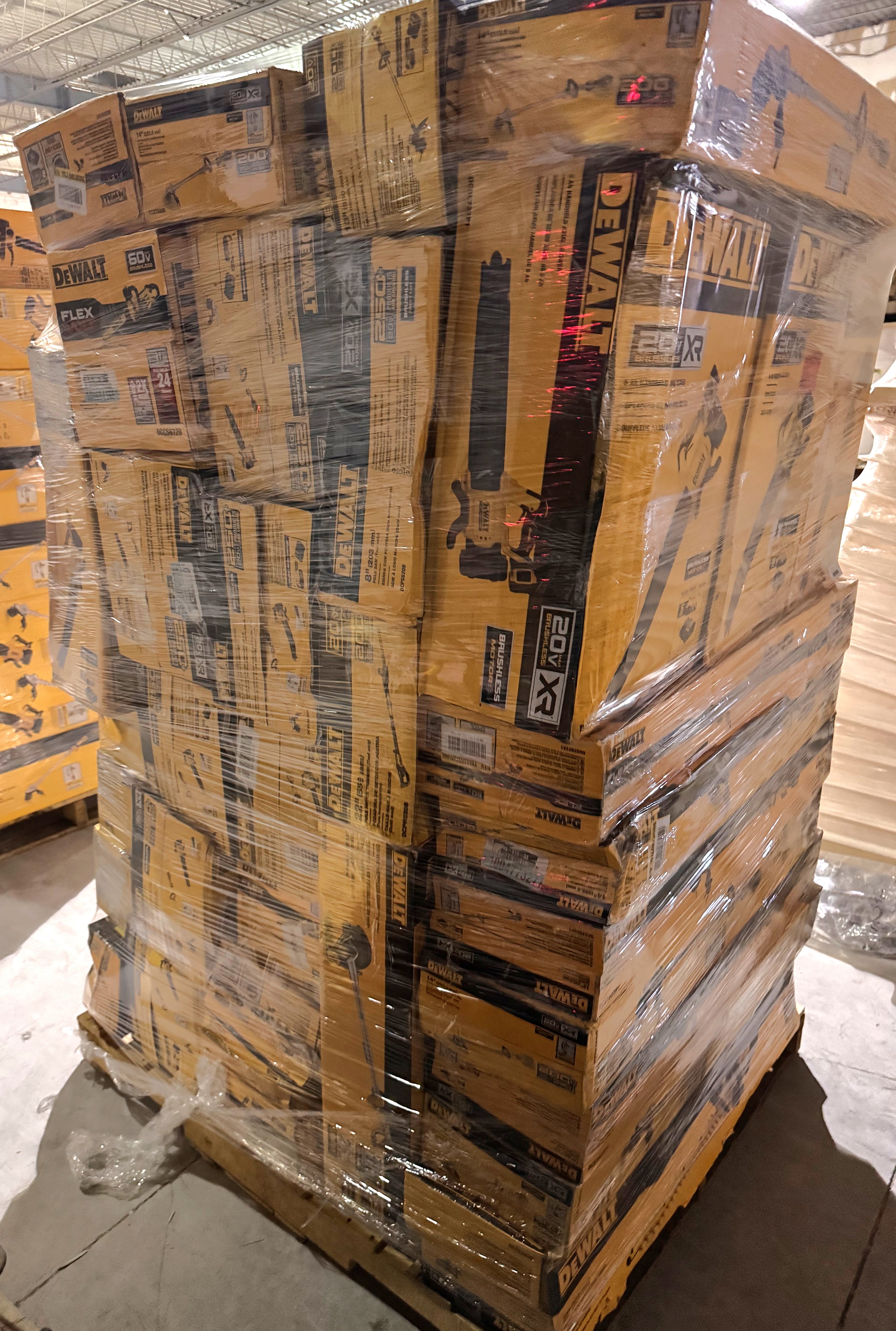 DEWALT OUTDOOR TOOLS - LOT-73-27-1