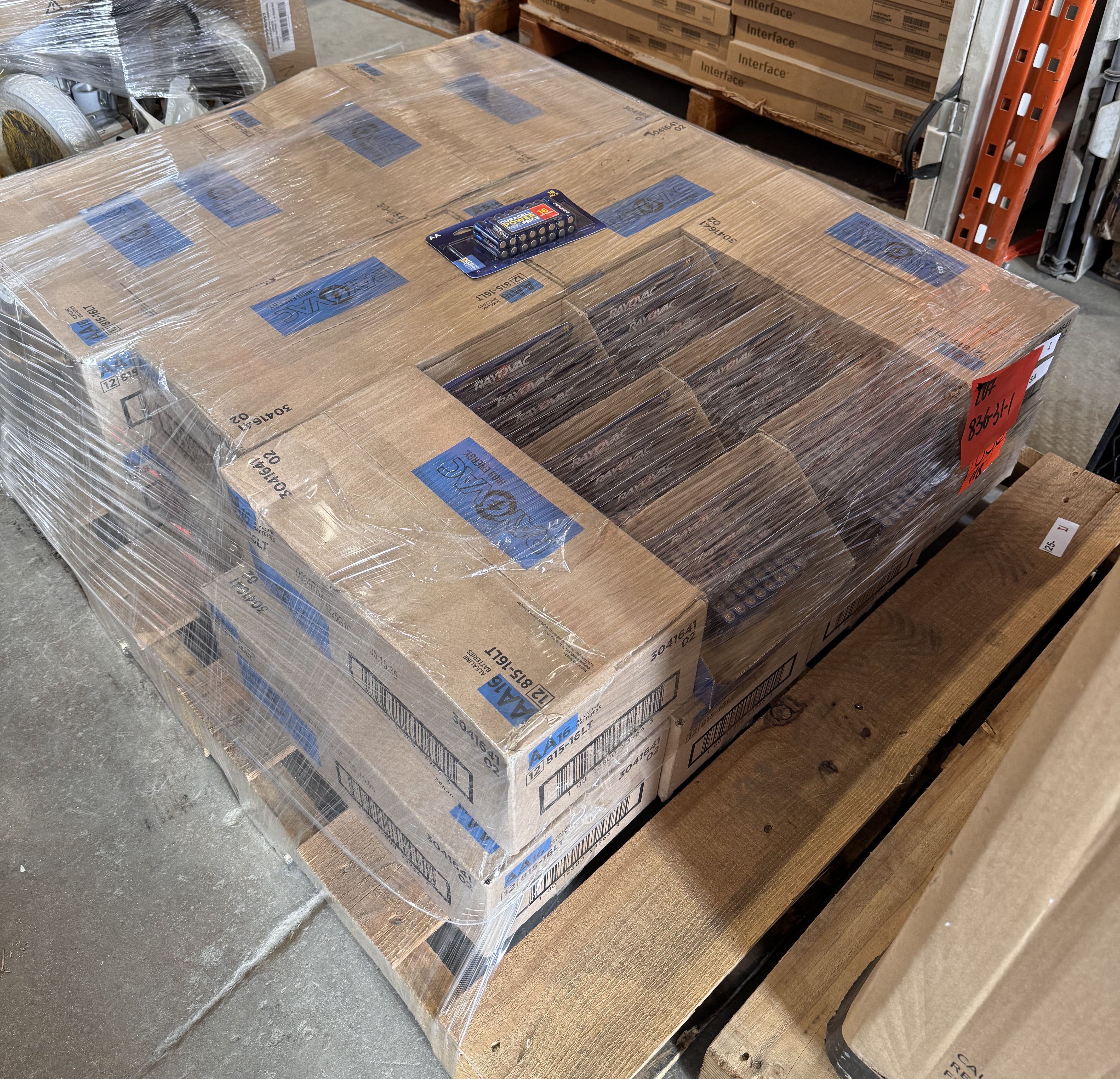 ELECTRONICS RAYOVAC, BATTERIES - LOT-836-31-1