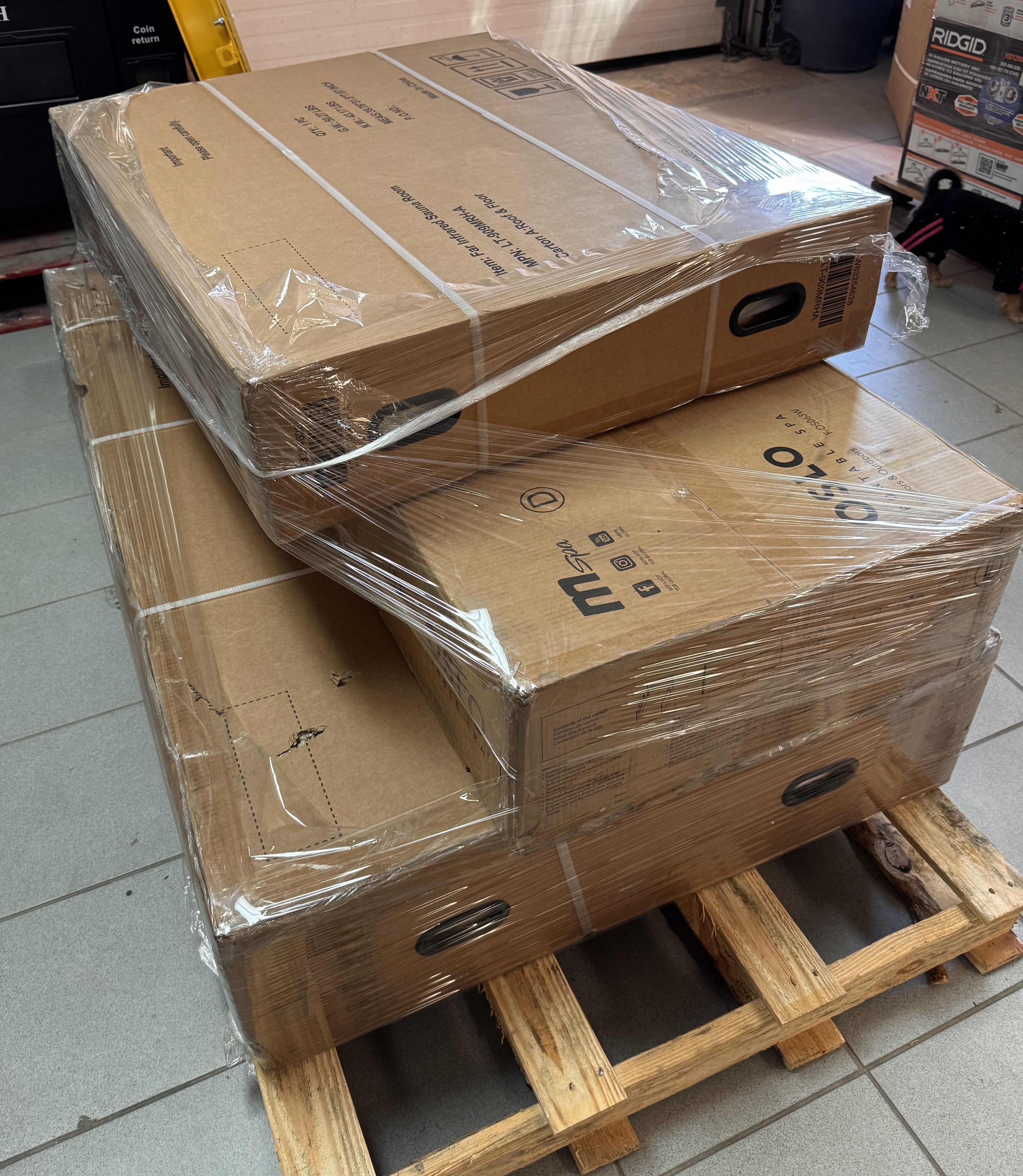 HEALTH / BEAUTY PORTABLE SPA & SAUNA - LOT-873-39-1